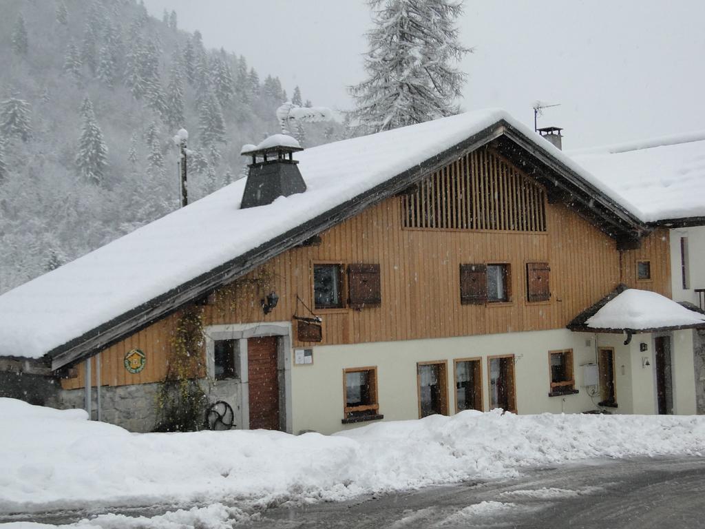 Gite Des Moulins Samoëns Kültér fotó