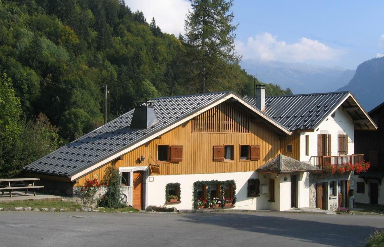 Gite Des Moulins Samoëns Kültér fotó